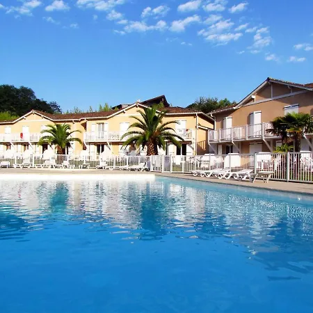 Holiday home Charmante Maison De T3 Dans Avec Piscine Anglet