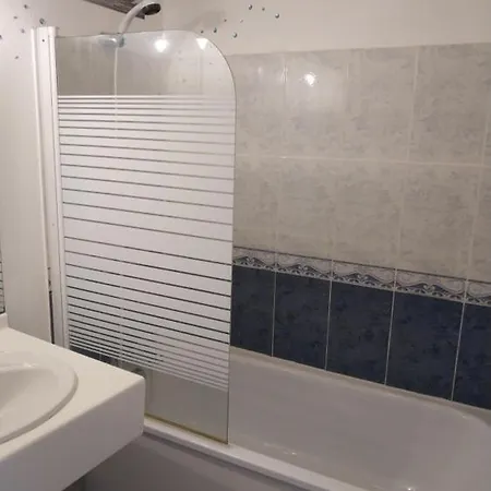 Charmante Maison De T3 Dans Avec Piscine * Anglet